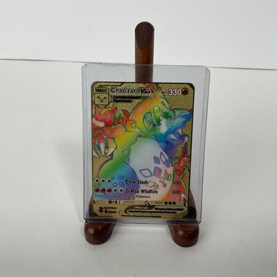 -174- POKÃ‰MON | Gold Foil Charizard Card