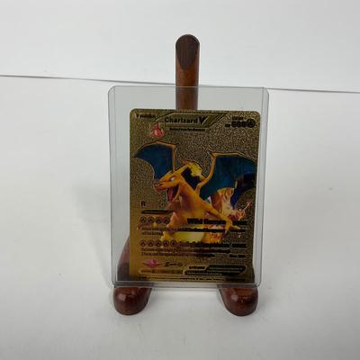 -175- POKÃ‰MON | Gold Foil Charizard Card