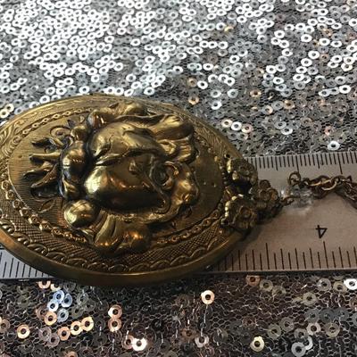 Vintage  Large  Victorian Gold Tone  Raised Flower Locket Pendant Necklace Slide on