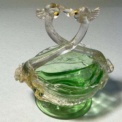 Double Salt Double Swans Green Base