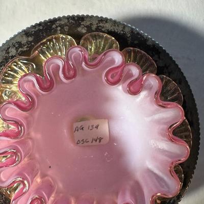 Pink cased with opal glass, crimped Rim, Vaseline rigaree
