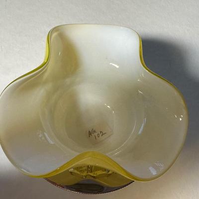 Yellow cased with white inside 3 big ruffles and filigree. Yellow Opalescent Chippendale English 1885