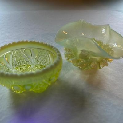 2 Yellow Opalescent and Vaseline Salts