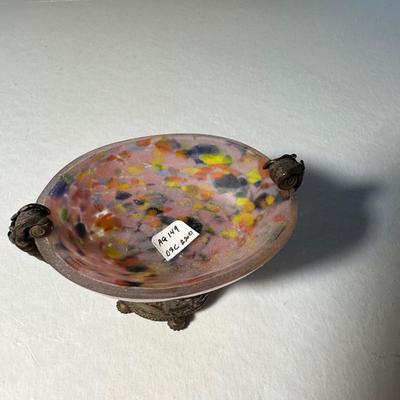 End of Day Pink 3 Jewels missing with metal pedestal