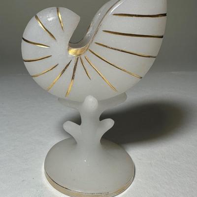 White Opalescent Clam Broth French 1890
