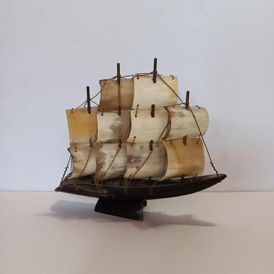 Vintage Sailing Ship Made of real Horn and a Heavy Brass Columbus Santa Maria Pirate Ship Metal