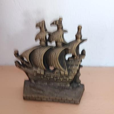 Vintage Sailing Ship Made of real Horn and a Heavy Brass Columbus Santa Maria Pirate Ship Metal