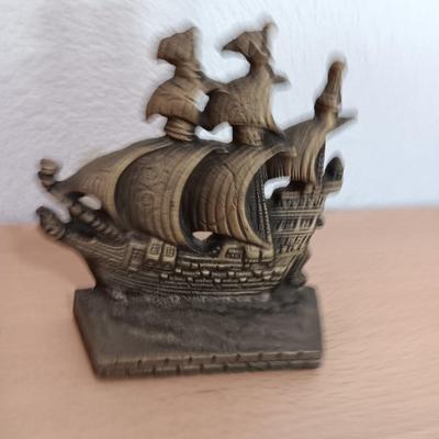 Vintage Sailing Ship Made of real Horn and a Heavy Brass Columbus Santa Maria Pirate Ship Metal