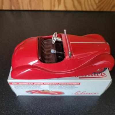 Die Cast and Molded Glass Cars (D2-DW)