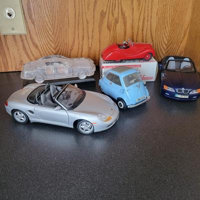 Die Cast and Molded Glass Cars (D2-DW)