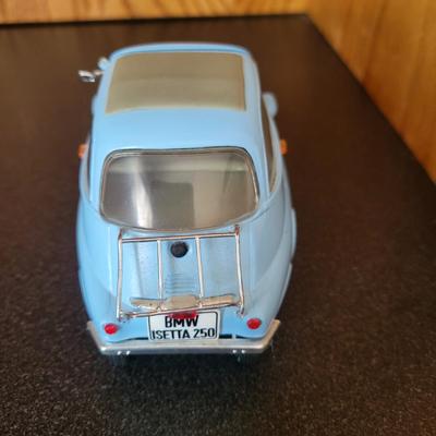 Die Cast and Molded Glass Cars (D2-DW)