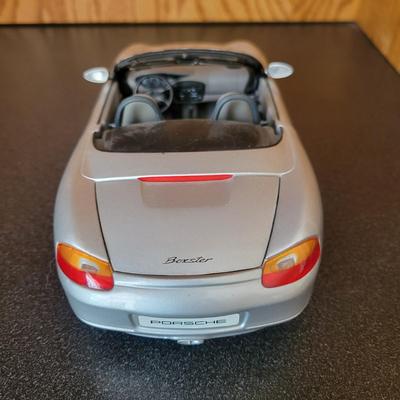 Die Cast and Molded Glass Cars (D2-DW)