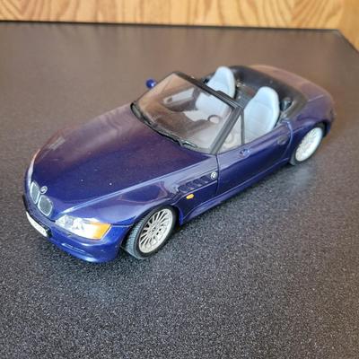 Die Cast and Molded Glass Cars (D2-DW)