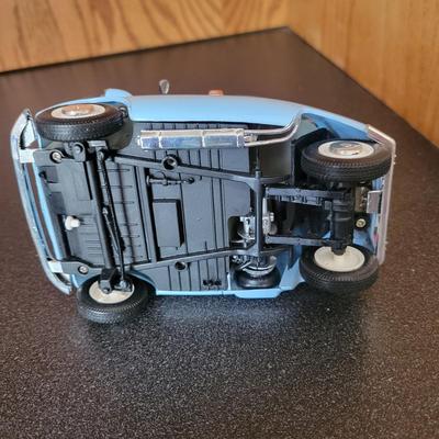 Die Cast and Molded Glass Cars (D2-DW)