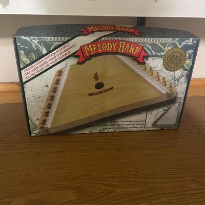 Melody Harp With Sheet Music (S-MG)