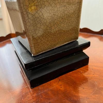 Genuine Japanese Kutani Porcelain Table Lamp