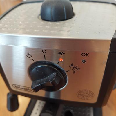 DeLonghi Espresso Machine and more (K-BBL)