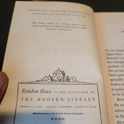 Seven The Modern Library Books (D2-DW)