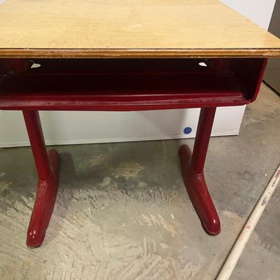 Childs School Desk (S-MG)