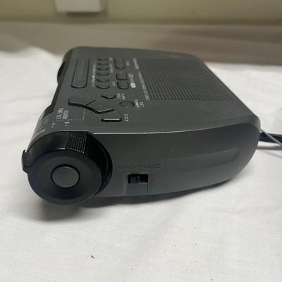 Sony Dream Machine & More (S-MG)