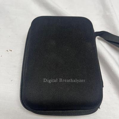 Bactrack Breathalyzer (S-MG)