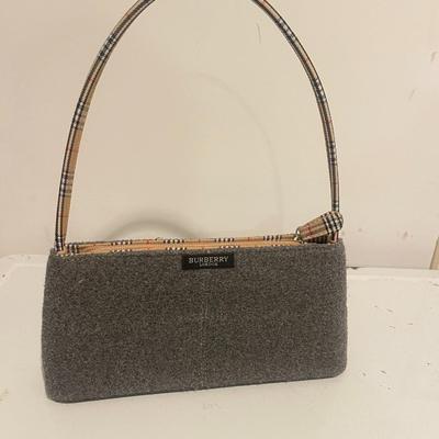 VINTAGE BURBERRY HANDBAG