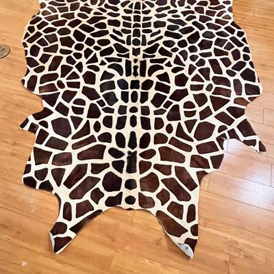 Giraffe Print ~ Genuine Steerhide Rug~ Made In Brazil