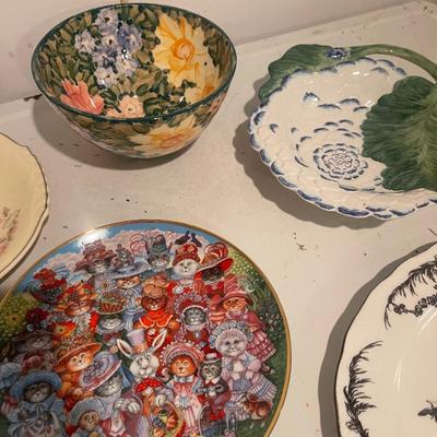 MISC CERAMIC SERVING DISHES