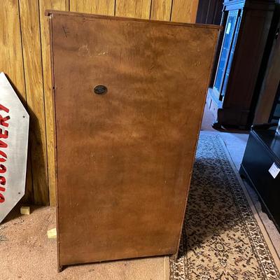 Cushman Bookshelf & Armchair (LR-SS)