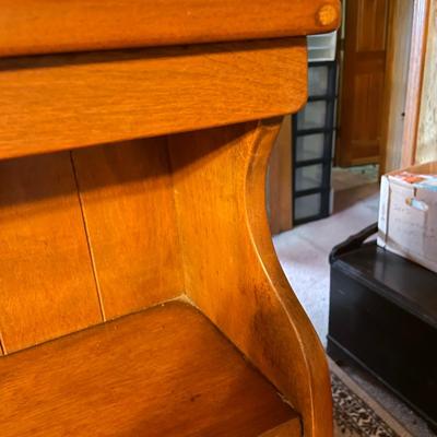 Cushman Bookshelf & Armchair (LR-SS)