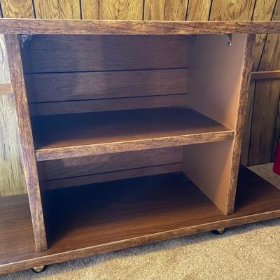 Vintage Rolling Shelf (UO-SS)