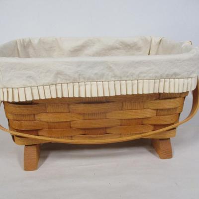 Weaved Footed Basket with Handle