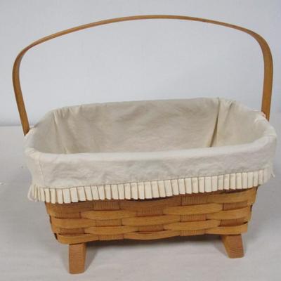 Weaved Footed Basket with Handle