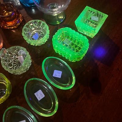 Lot of 25 Salts