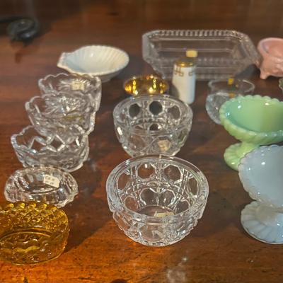 Lot of 24 Salts