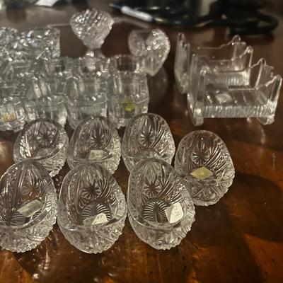 Lot of 32 Salts