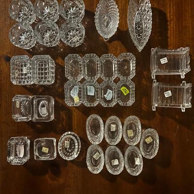 Lot of 32 Salts