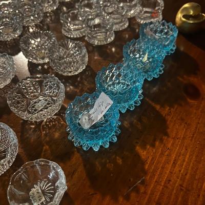 Lot of 31 Salts