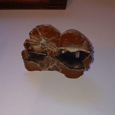 Two boxes from different Countries a piece of Agate and a signed pottery art vase