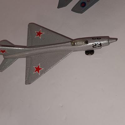 Four vintage Metal toy Airplanes Matchbox -