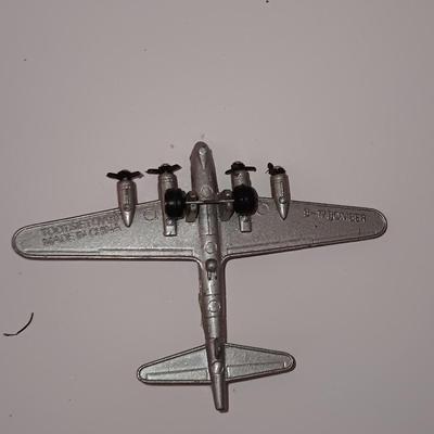 Four vintage Metal toy Airplanes  - Tootsietoy