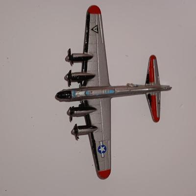 Four vintage Metal toy Airplanes Matchbox - Tootsietoy