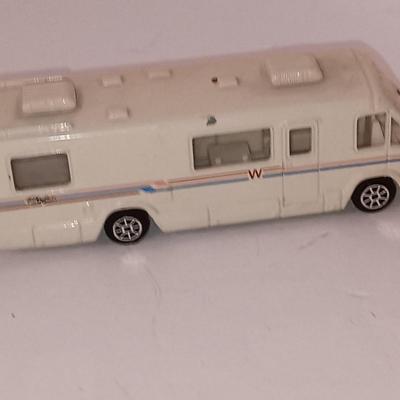 Die cast Matchbox and others - Winnebago - truck.