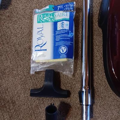 Royal Appliance Canister Vacuum cleaner with attachments and extra bags Works great!