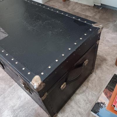 Black footlocker / trunk
