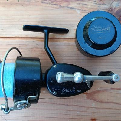 1951/52 Garcia 300 C Spinning/Fishing Reel Nice reel in working condition