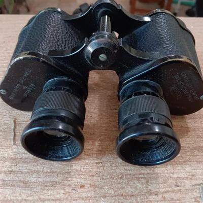 A Pair of WWII Military issued field Binoculars BY KERSHAW. DATED 1942