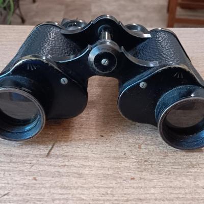 A Pair of WWII Military issued field Binoculars BY KERSHAW. DATED 1942