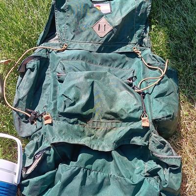 Camp trailer Metal frame Pack with Drinking bottle and more
