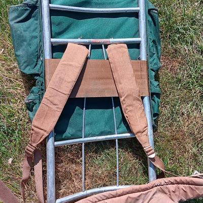 Camp trailer Metal frame Pack with Drinking bottle and more